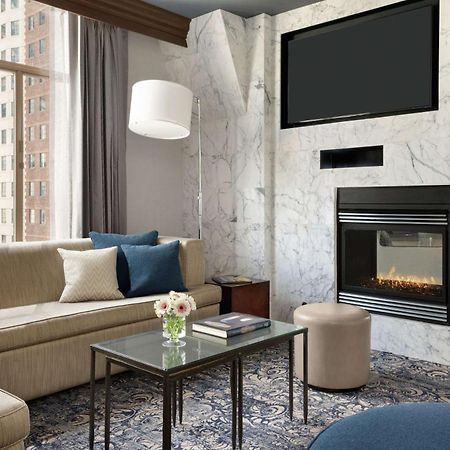 Hilton Checkers Лос-Анджелес Экстерьер фото