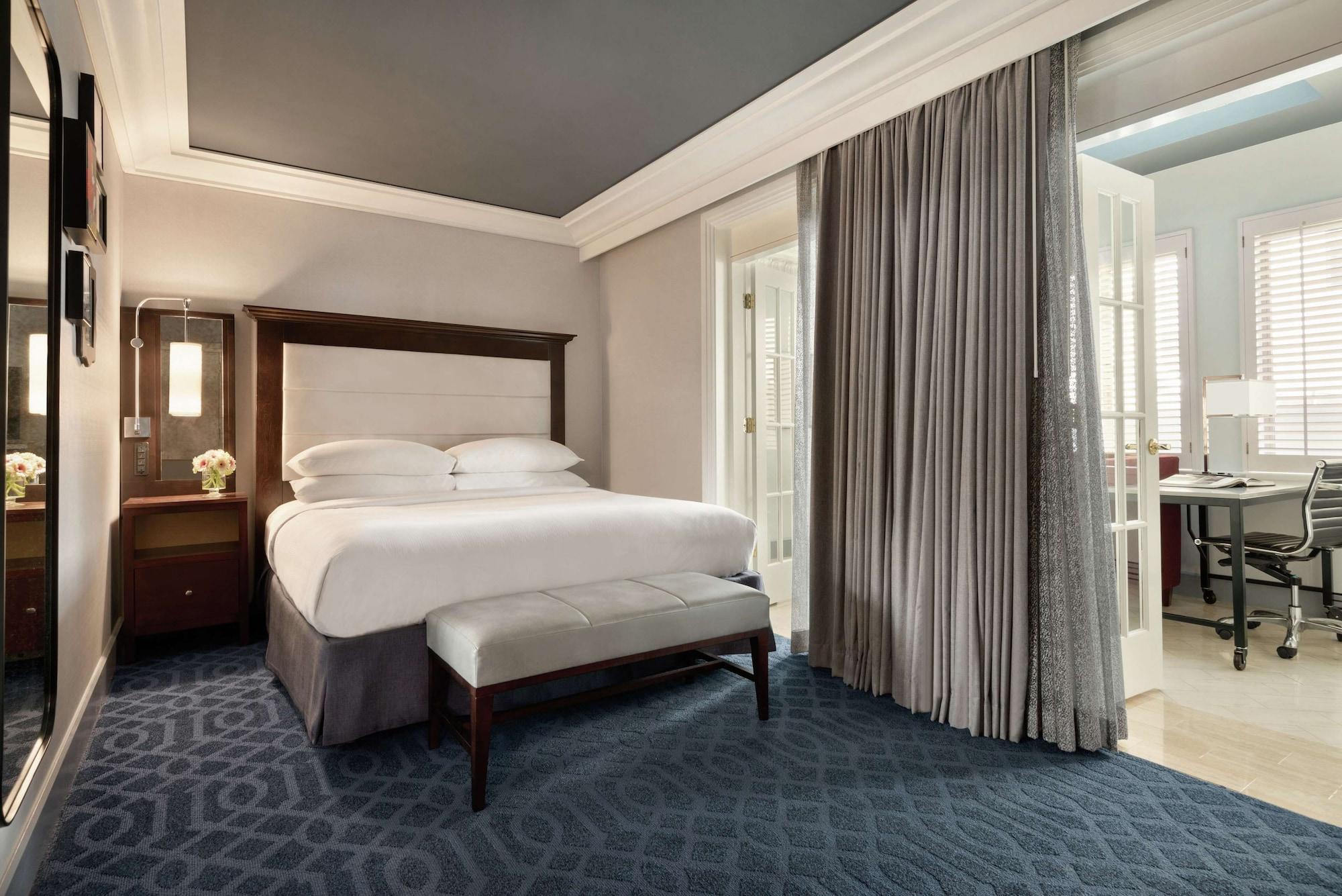 Hilton Checkers Лос-Анджелес Экстерьер фото