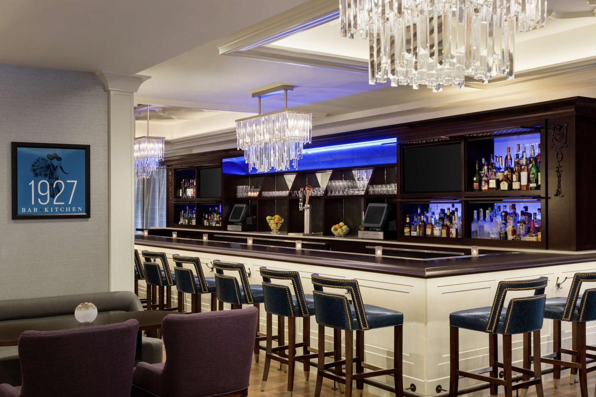 Hilton Checkers Лос-Анджелес Экстерьер фото